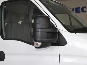 2020 2.3Tքӓ S T V ^