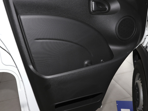 2020 2.3Tքӓ S T V g