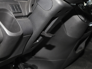 2020 2.3Tքӓ S T V g