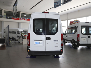 2020 2.3T քӓ S T V 	