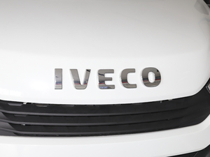 2020 2.3T քӓ S T V ^