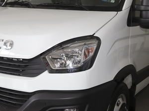 2020 2.3T քӓ S T V ^