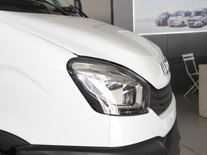 2020 2.3T քӓ S T V ^