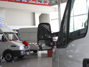 2020 2.3T քӓ S T V ^