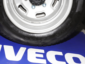 2020 2.3T քӓ S T V ^