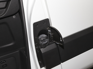 2020 2.3T քӓ S T V ^