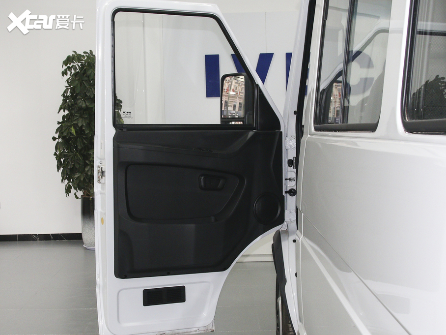 2020Sµ 2.5T A35܇̥5-9V 