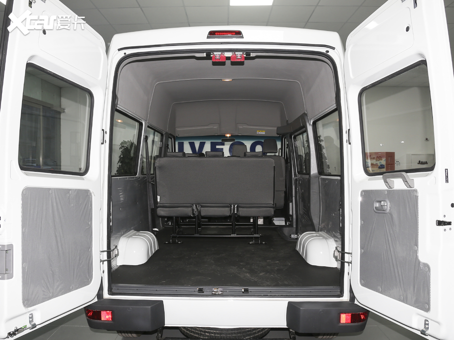 2020Sµ 2.5T A35܇̥5-9V 