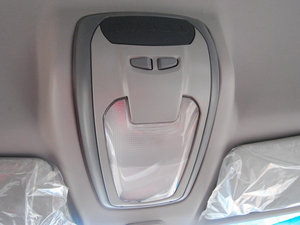 2012款2.5L A32 6座 空间座椅