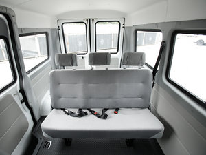 2016款3.0T A32尊享版中顶F1C 后排座椅