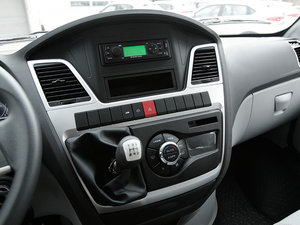 2016款3.0T A32尊享版中顶F1C 中控台