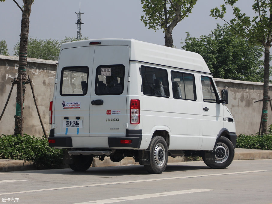 2017Sµ ܇ A35  2.5T ք 5/7