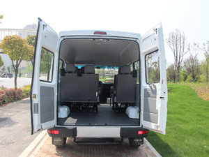 2017܇ A35  2.5T ք 5/7 g