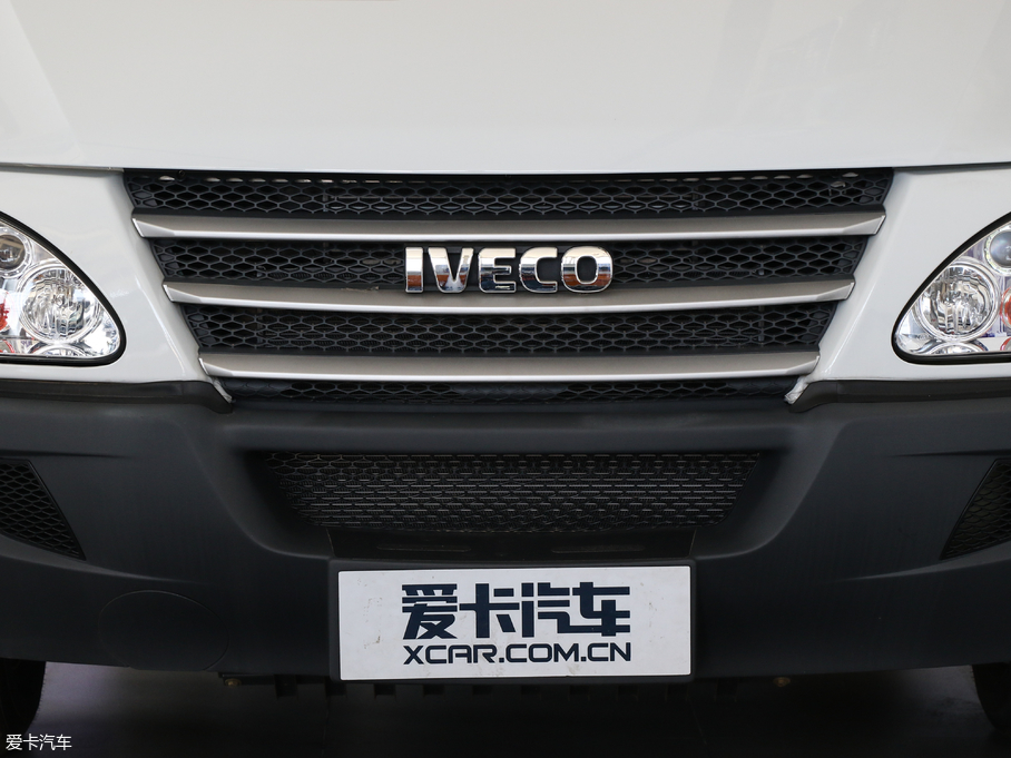 2018S° A32 2.5L 6-7܇