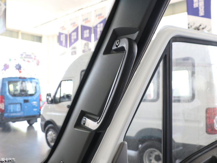 2018S° A32 2.5L 6-7܇