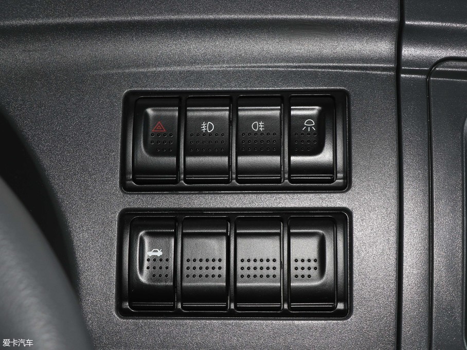 2018S° A32 2.5L 6-7܇