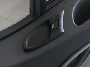 2018(jng)A32 2.5L 6-7܇ g