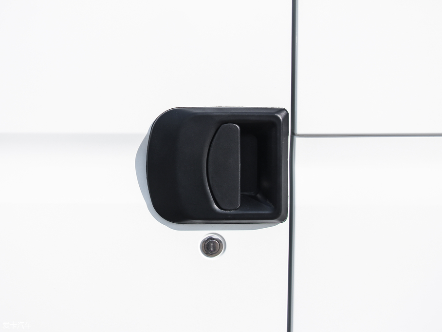 2018SW ๦ܿ܇ 2.3T S T