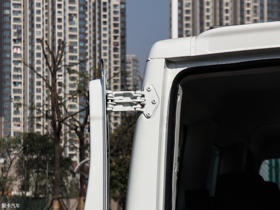 2018SW ๦ܿ܇ 2.3T S (c)T