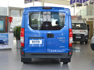 2018๦ܿ܇ 2.3T S (c)T 	