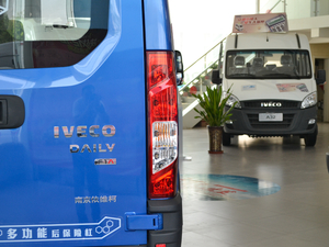 2018๦ܿ܇ 2.3T S (c)T β