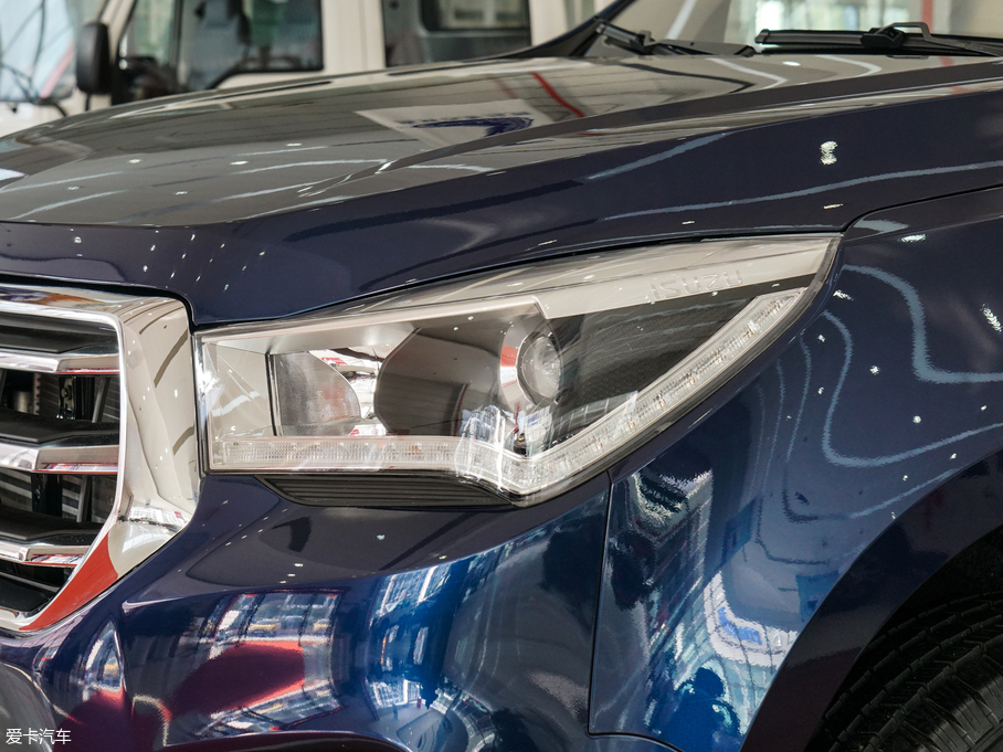 2018cTAGAƤ 3.0T քӳA (q)