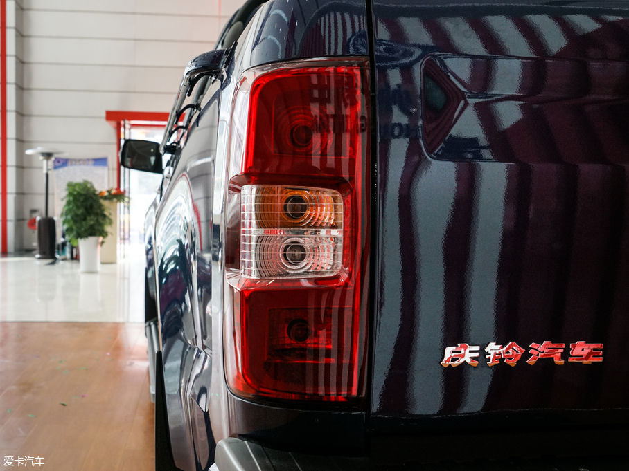 2018cTAGAƤ 3.0T քӳA (q)