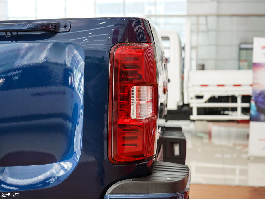 2018cTAGAƤ 3.0T քӳA (q)