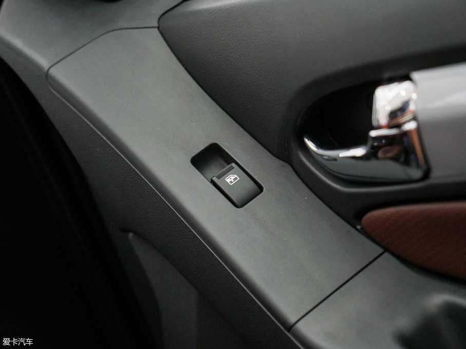 2018cTAGAƤ 3.0T քӳA 