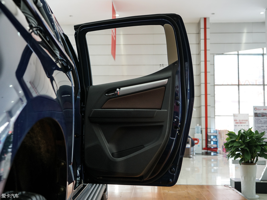 2018cTAGAƤ 3.0T քӳA 