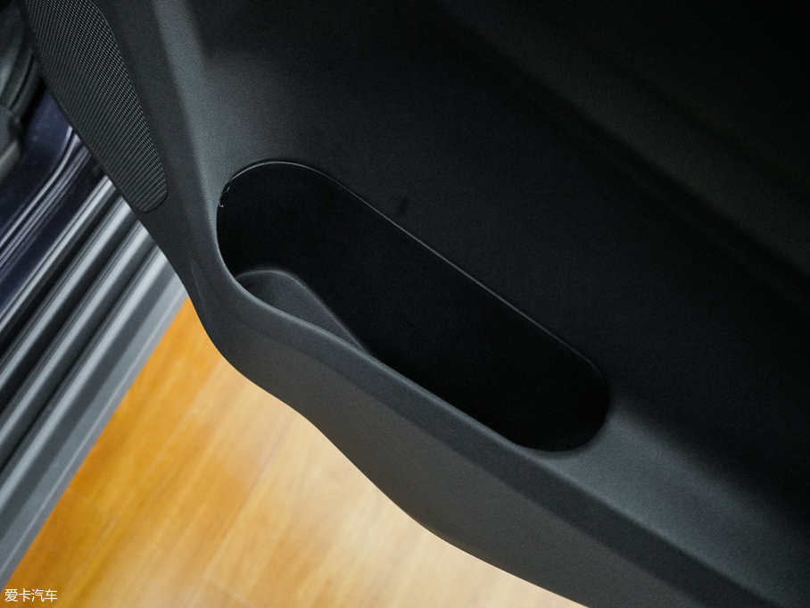 2018cTAGAƤ 3.0T քӳA 