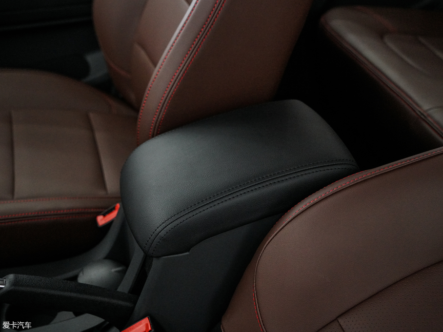 2018cTAGAƤ 3.0T քӳA 