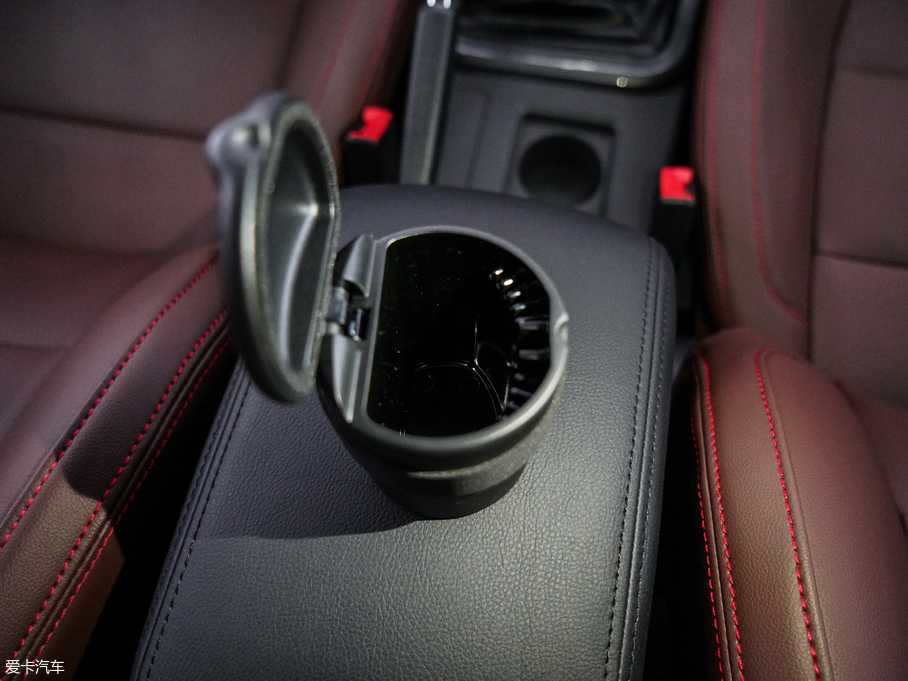 2018cTAGAƤ 3.0T քӳA 