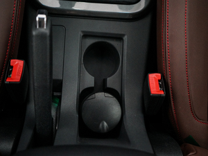 20183.0T քӳA (q) g