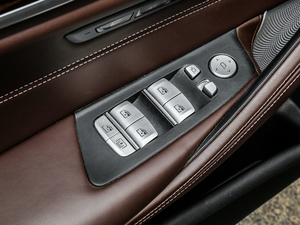 2018530Le Ab {܇(ch)ƅ^(q)	