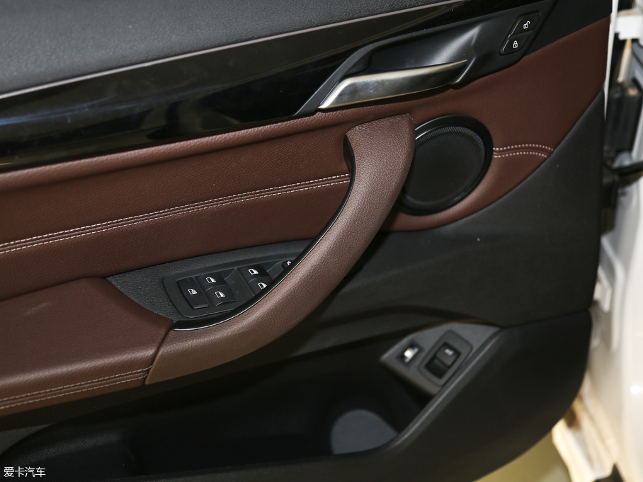 2019RX1Դ xDrive25Le A