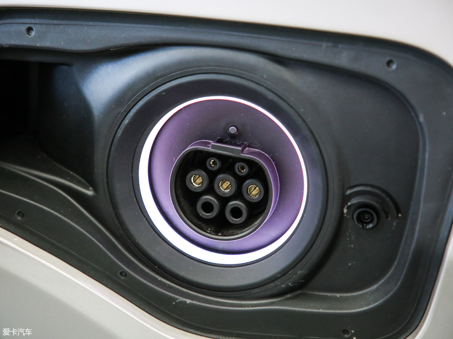 2019RX1Դ xDrive25Le A