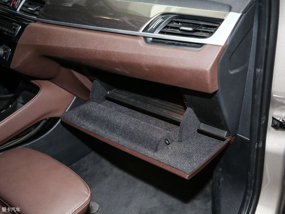 2019RX1Դ xDrive25Le A