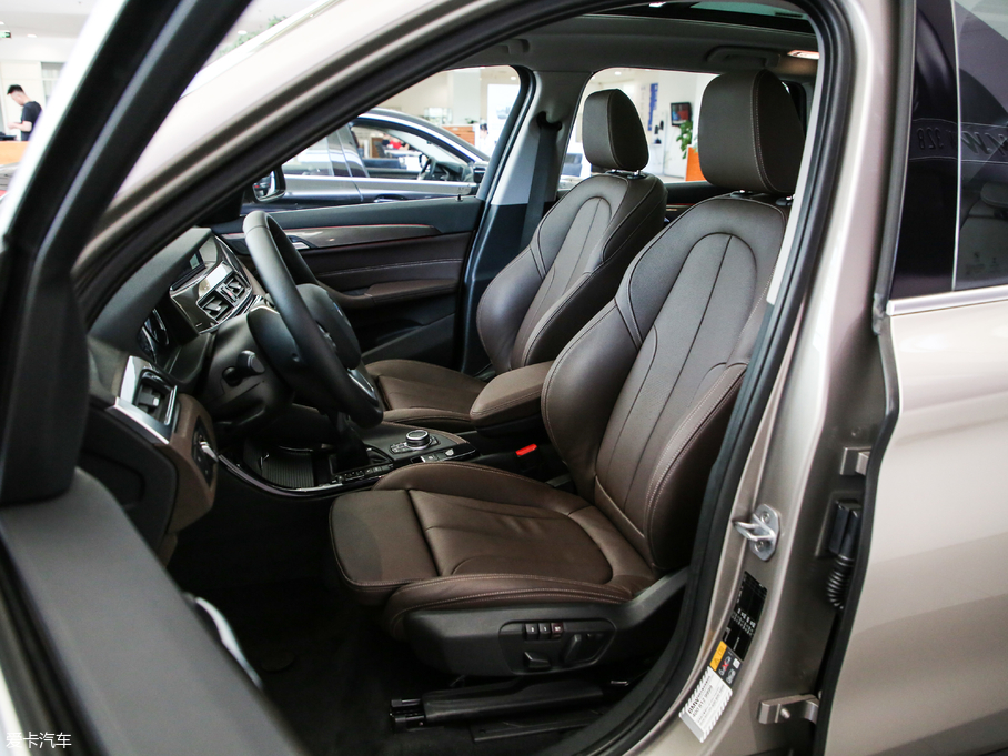 2019RX1Դ xDrive25Le A