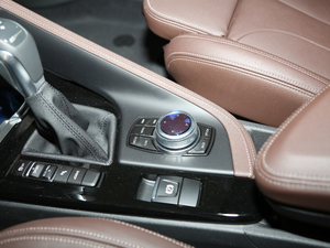 2019xDrive25Le A п؅^