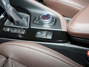 2019xDrive25Le A v܇Ƅ