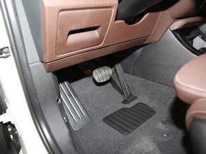 2019xDrive25Le A п؅^