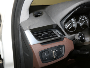 2019xDrive25Le A п؅^