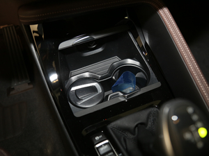 2019xDrive25Le A п؅^