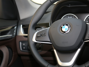 2019xDrive25Le A п؅^