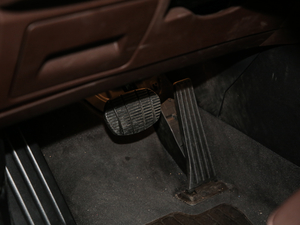 2019xDrive25Le A п؅^