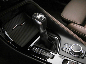 2019xDrive25Le A п؅^