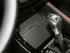 2019xDrive25Le A п؅^