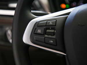 2019xDrive25Le A п؅^