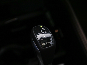 2019款xDrive25Le 豪华型 中控区